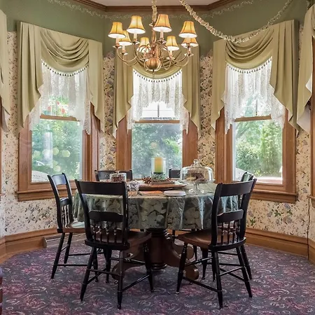 Kingsley House-2
